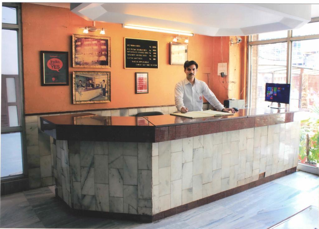 Hotel Mansarover International Haridwār Exterior photo